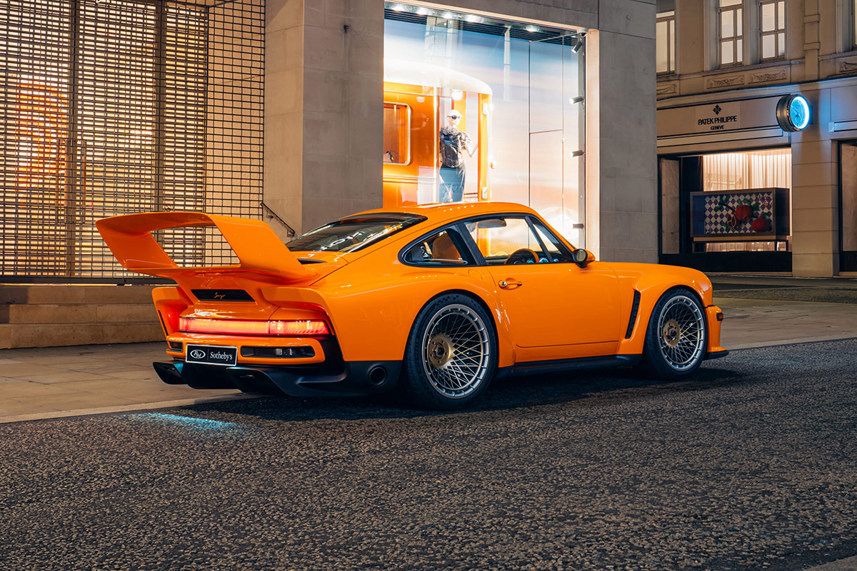 911 DLS Turbo Firefly Commission