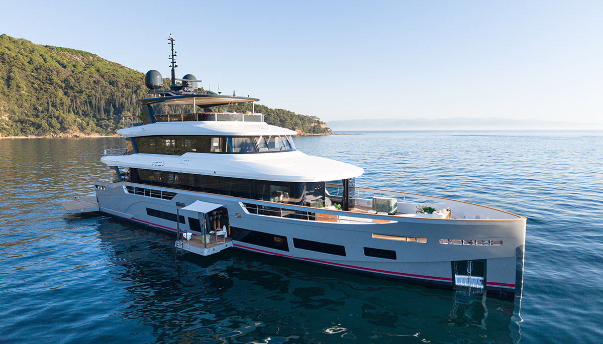 Sirena 118 : le nouveau fleuron de Sirena Yachts dévoilé à Cannes