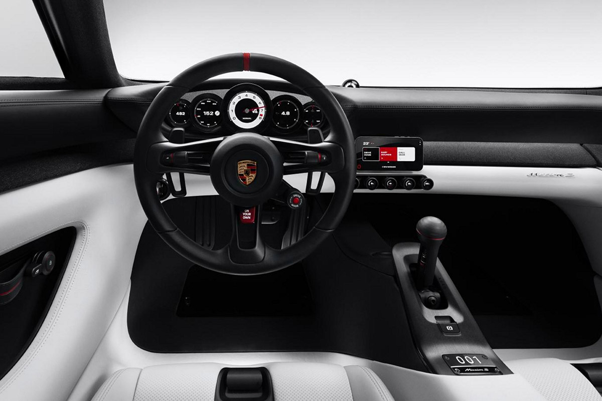 Porsche Mission S