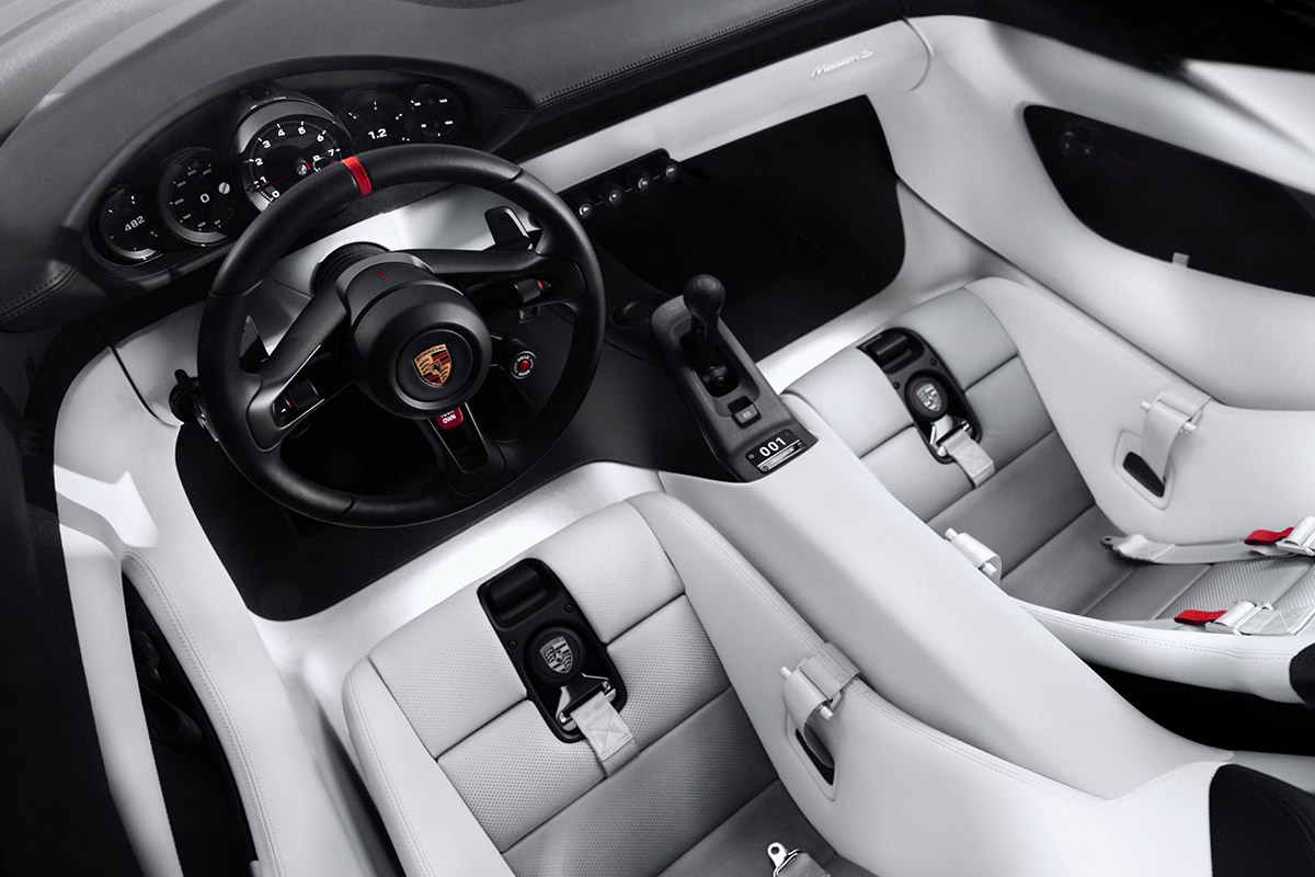Porsche Mission S