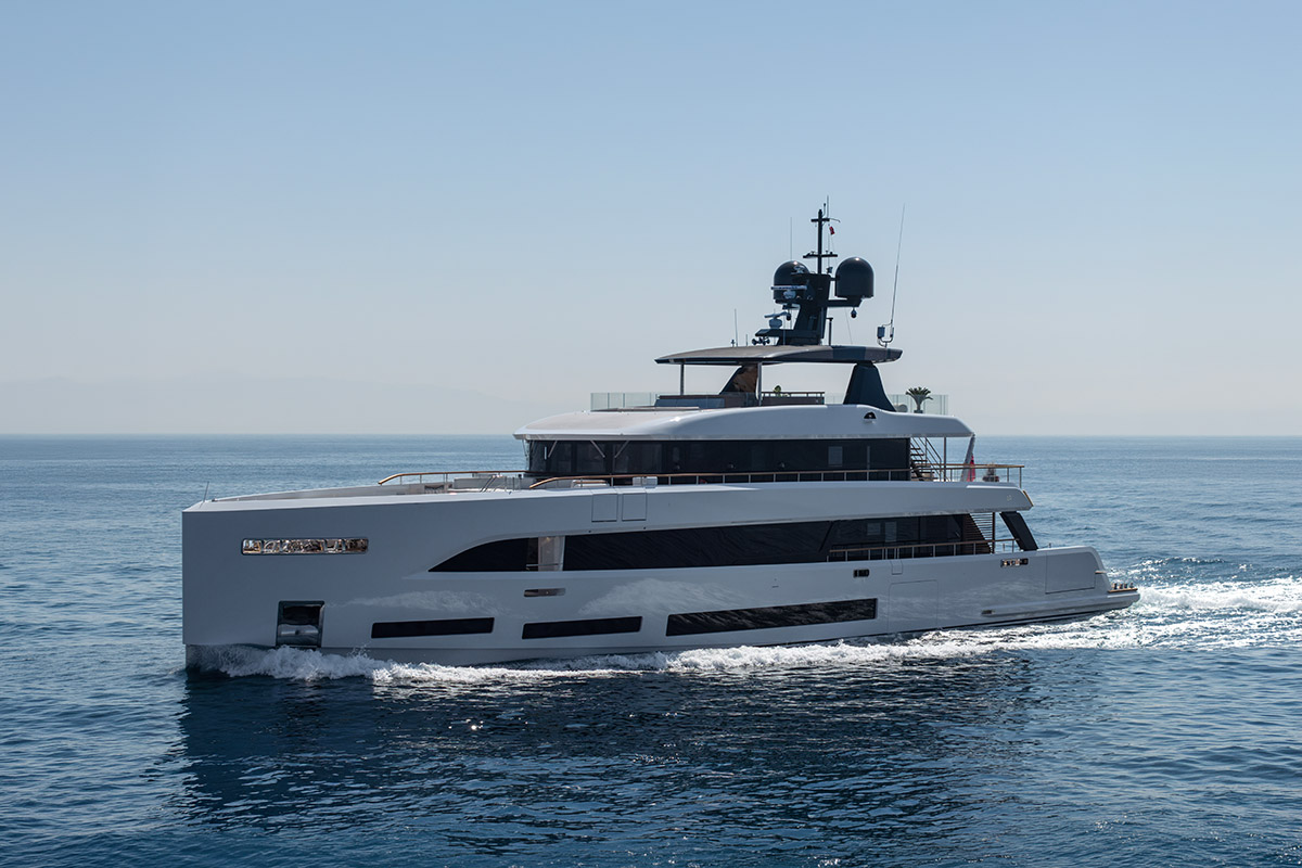 Sirena 42M