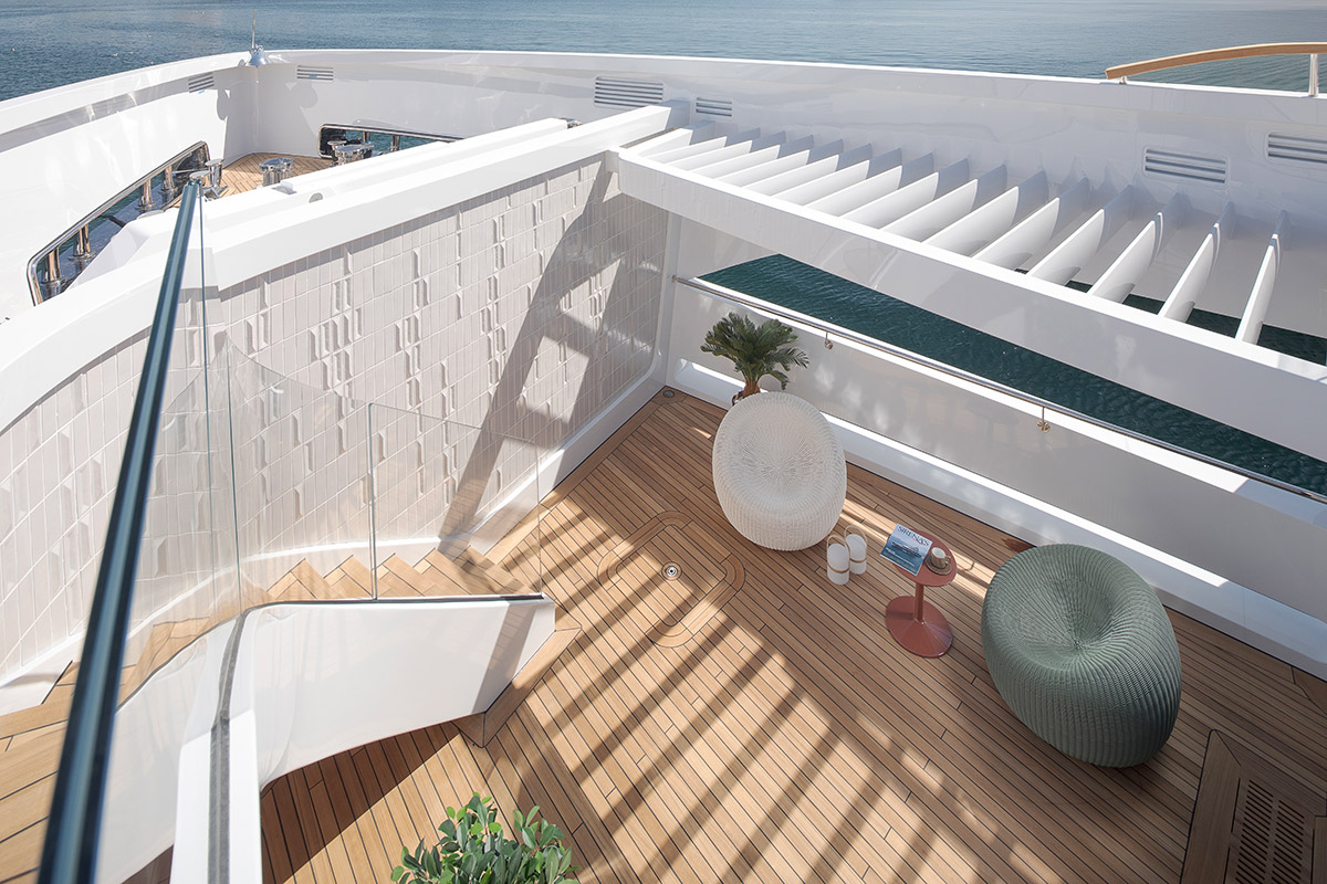 Sirena 42M