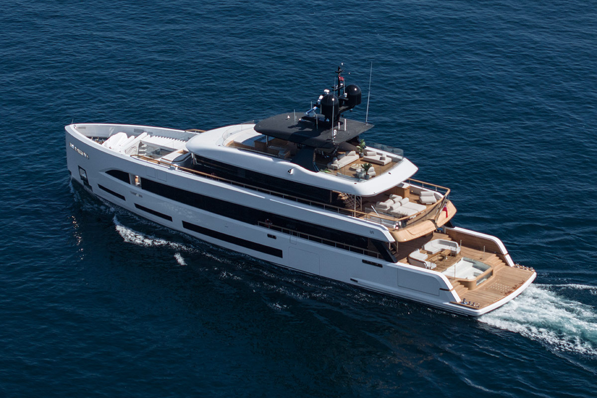 Sirena 42M