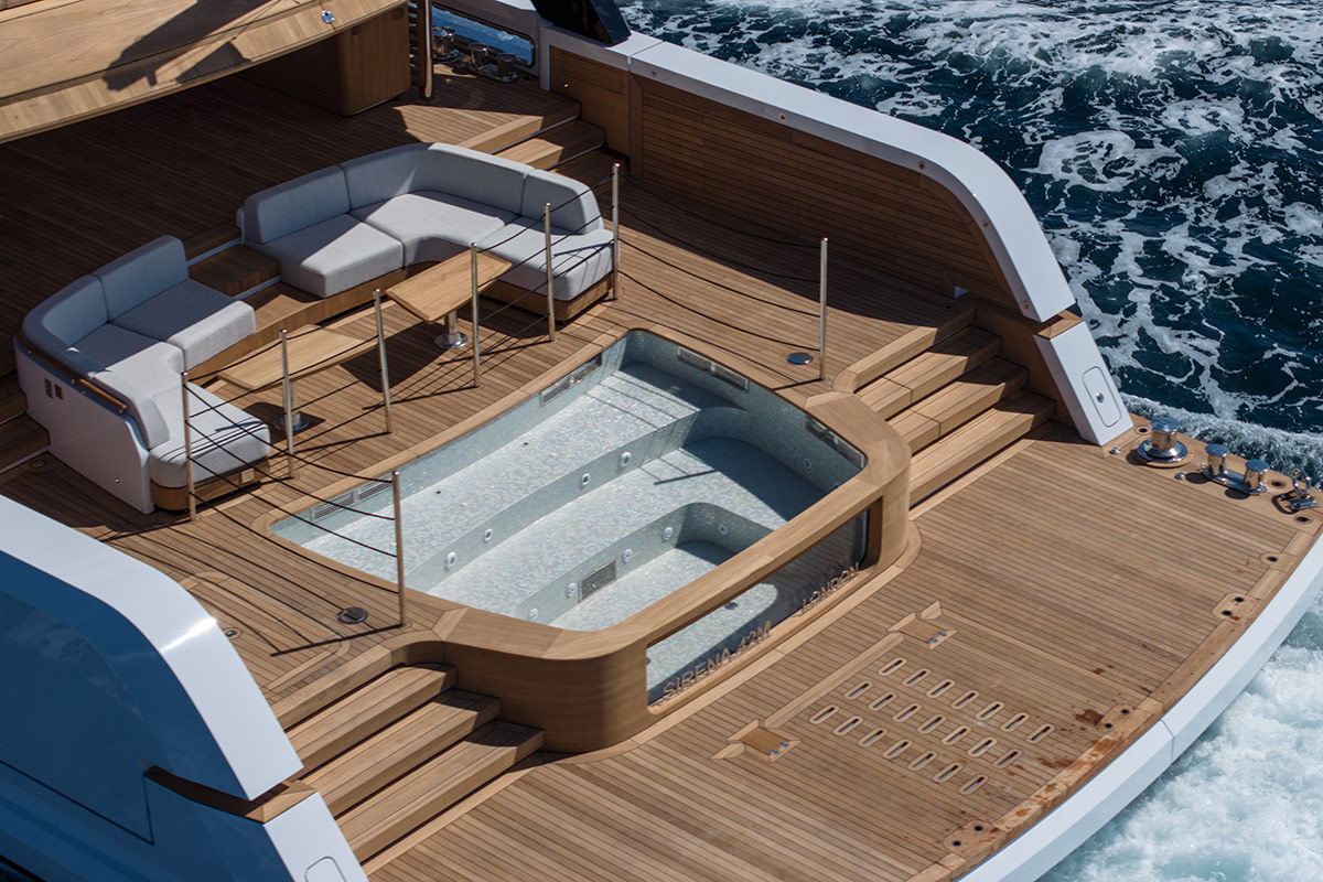 Sirena 42M