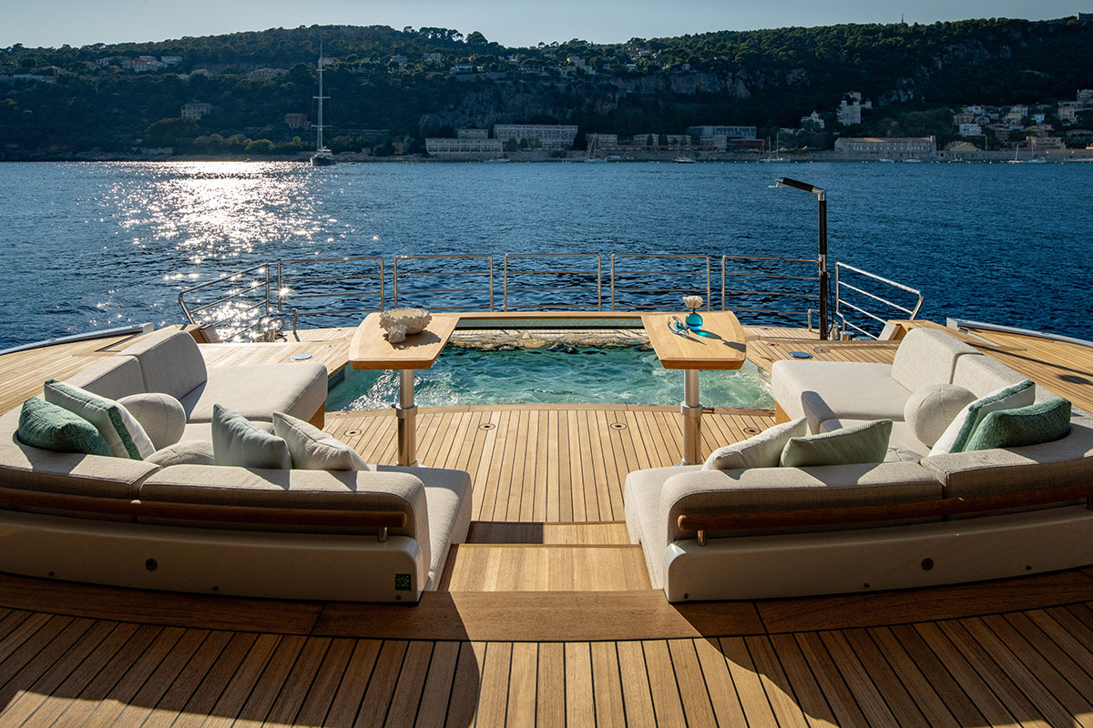 Sirena 42M